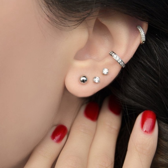 Stud Bead Ball 5mm Earrings Silver Tone Luxury Jewelry - Picture 5 of 13